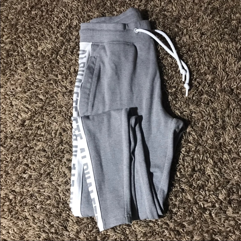 Alphalete logo joggers